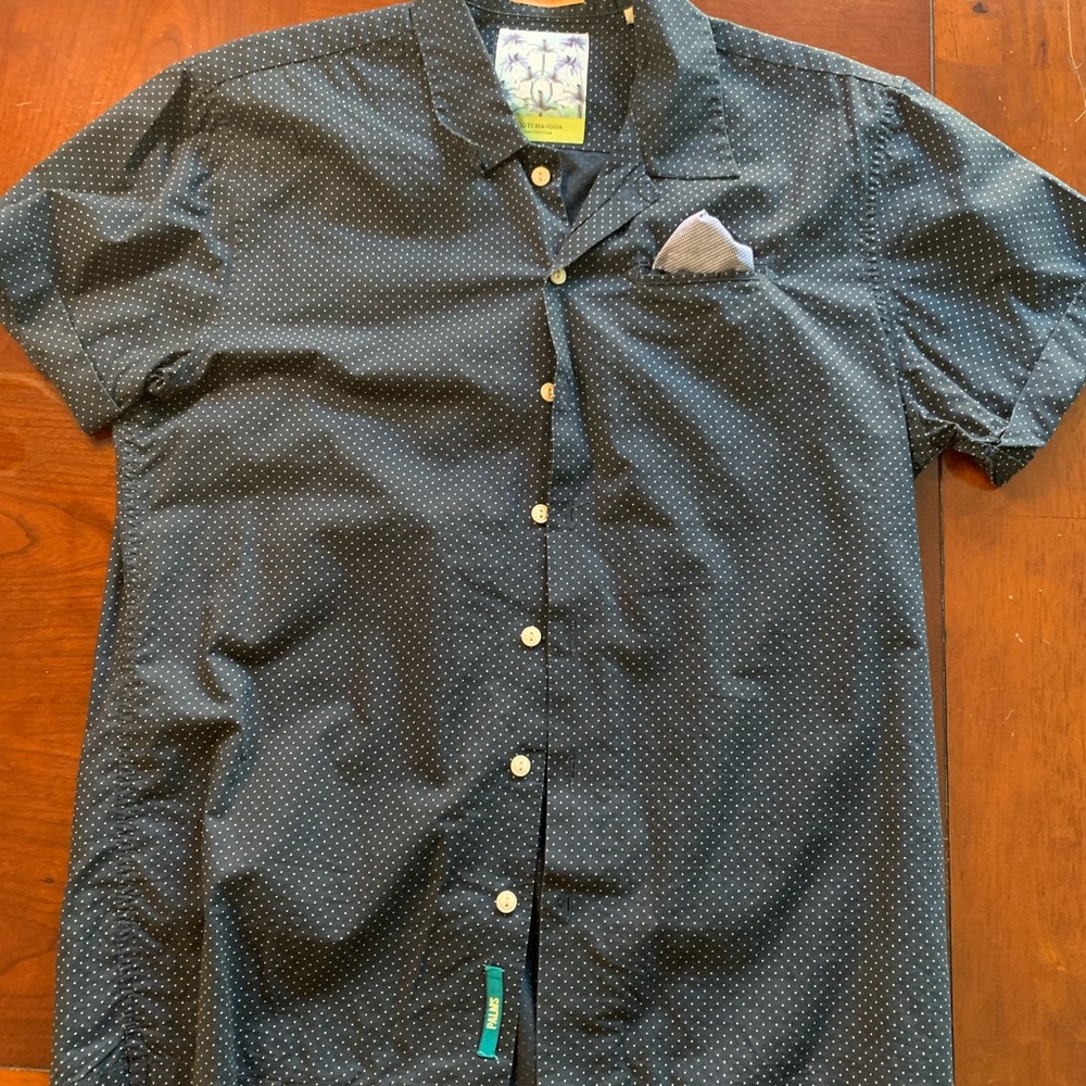 Scotch&Soda short sleeve Black with White Polkdots and attached pocket square..